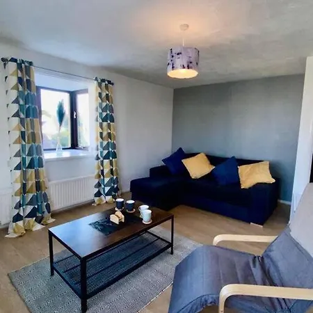 2 Bedroom House In Rhos-On-Sea Exterior photo