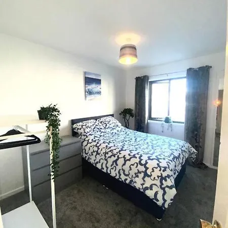2 Bedroom House In Rhos-On-Sea Exterior photo